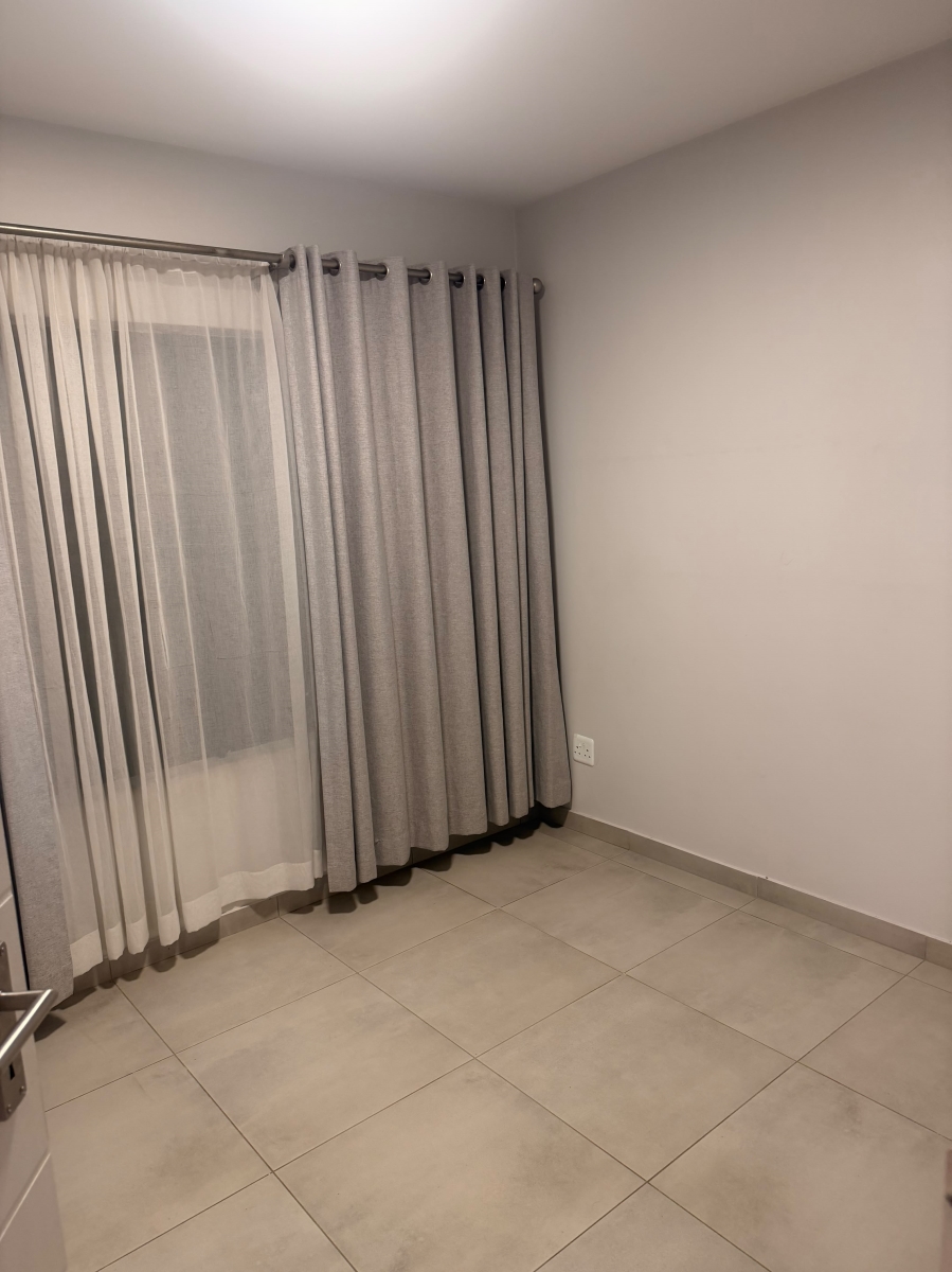 To Let 2 Bedroom Property for Rent in Lombardy Estate Gauteng