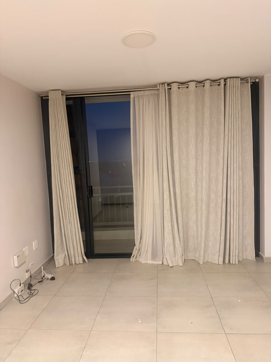 To Let 2 Bedroom Property for Rent in Lombardy Estate Gauteng