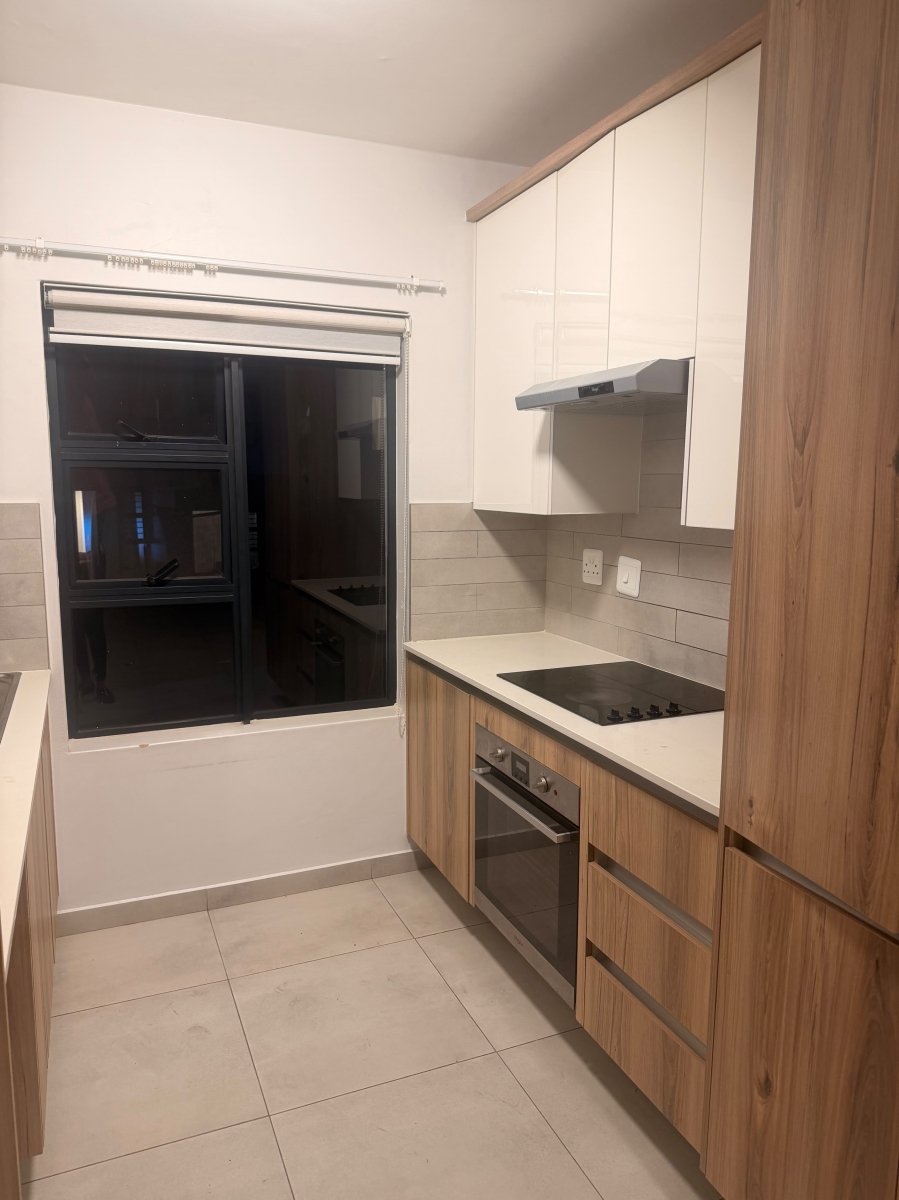 To Let 2 Bedroom Property for Rent in Lombardy Estate Gauteng