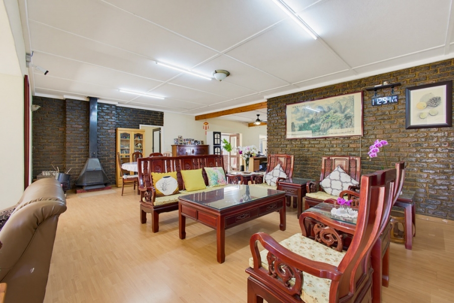 11 Bedroom Property for Sale in Benoni Orchards Ah Gauteng
