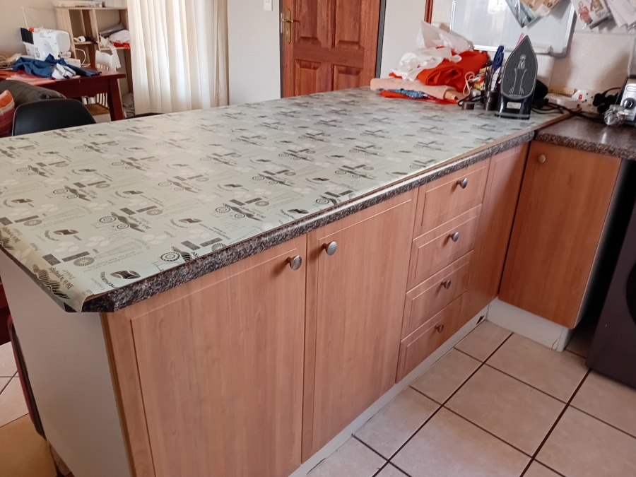 To Let 2 Bedroom Property for Rent in Equestria Gauteng