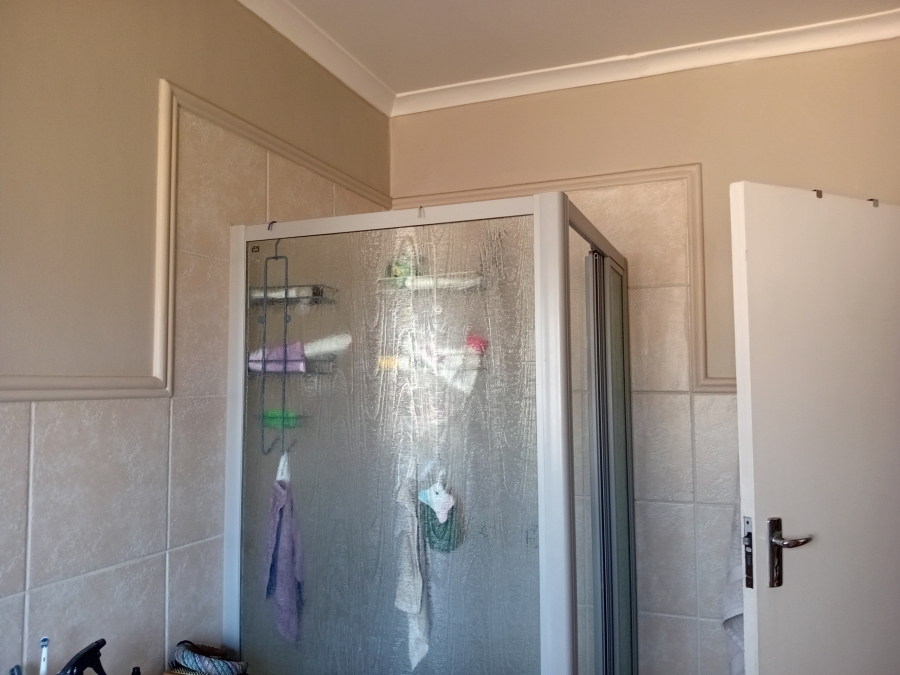 To Let 2 Bedroom Property for Rent in Equestria Gauteng