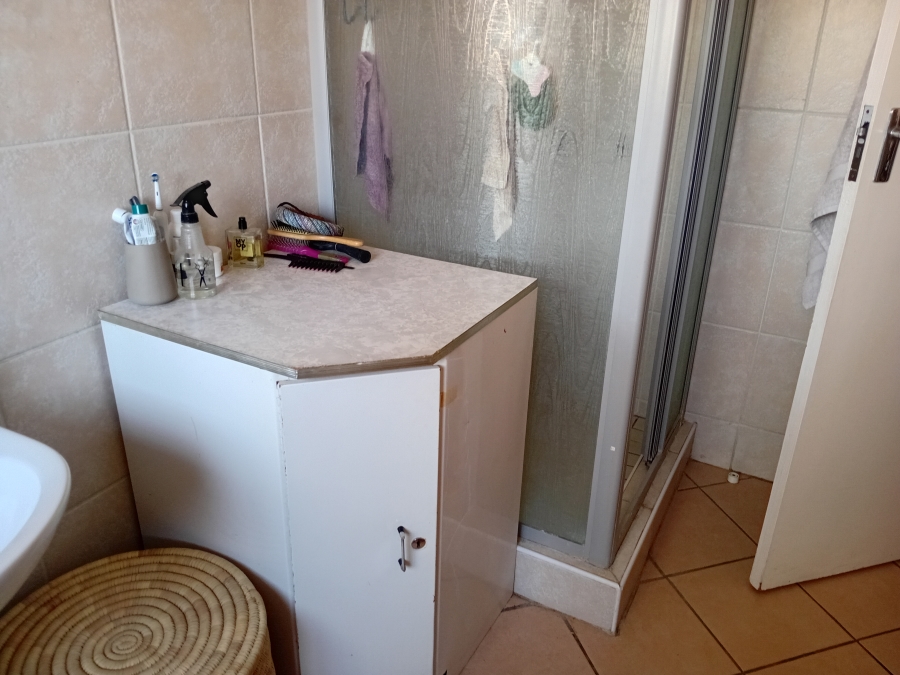 To Let 2 Bedroom Property for Rent in Equestria Gauteng