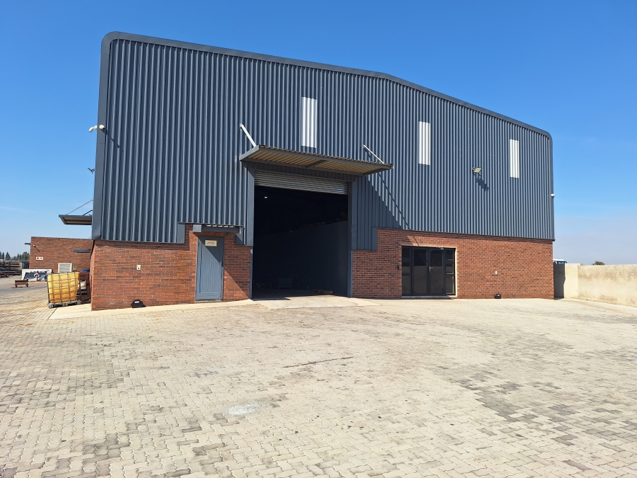 To Let Commercial Property for Rent in Knoppieslaagte Gauteng