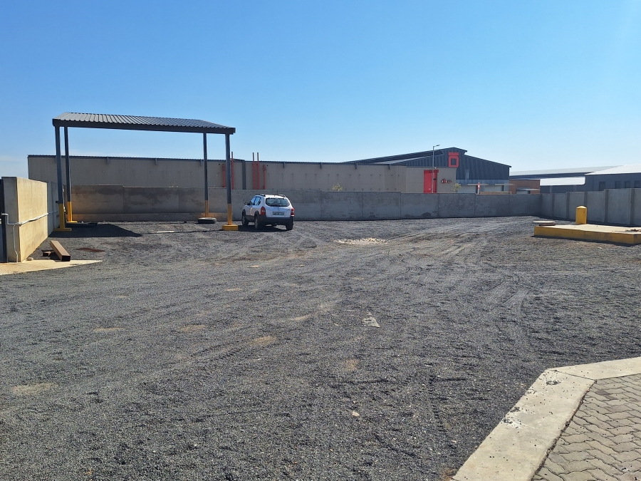 To Let Commercial Property for Rent in Knoppieslaagte Gauteng