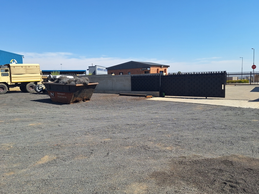 To Let Commercial Property for Rent in Knoppieslaagte Gauteng