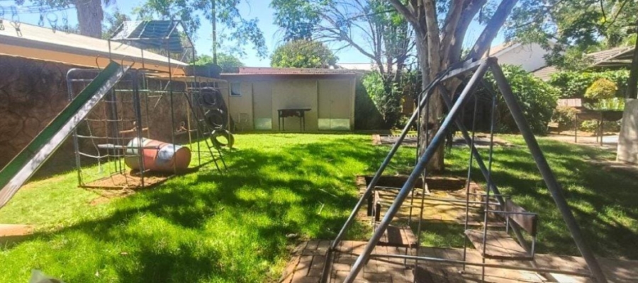 5 Bedroom Property for Sale in Pretoria Gardens Gauteng
