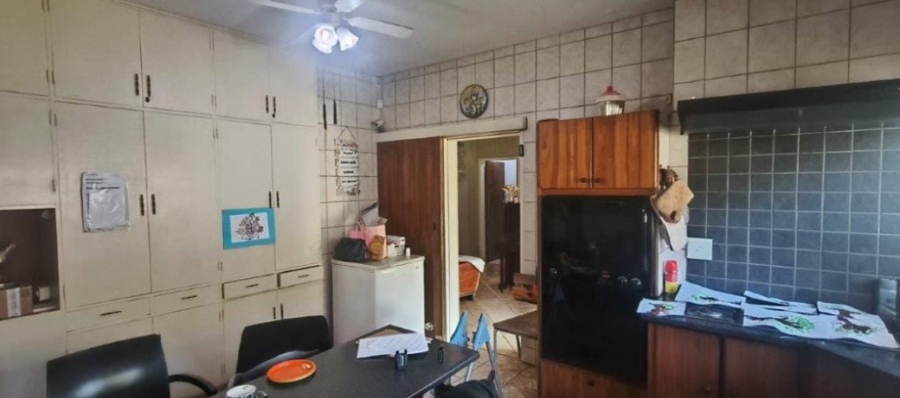 5 Bedroom Property for Sale in Pretoria Gardens Gauteng