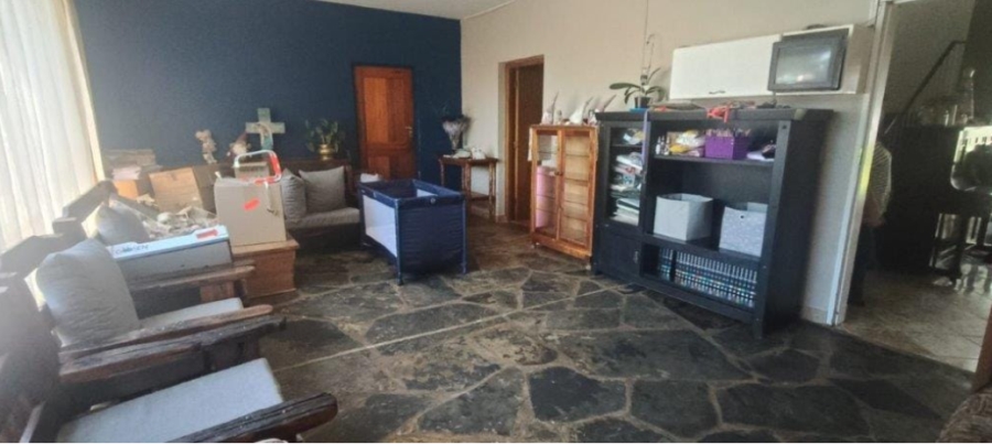 5 Bedroom Property for Sale in Pretoria Gardens Gauteng