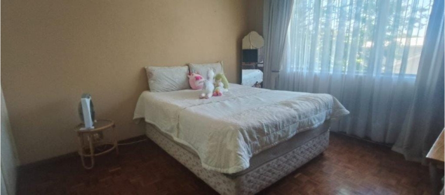 5 Bedroom Property for Sale in Pretoria Gardens Gauteng
