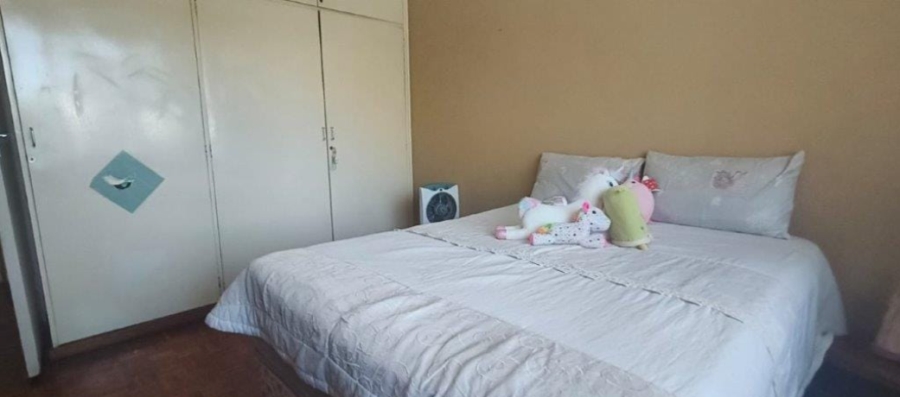 5 Bedroom Property for Sale in Pretoria Gardens Gauteng