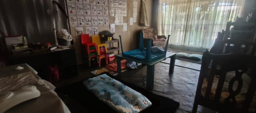 5 Bedroom Property for Sale in Pretoria Gardens Gauteng