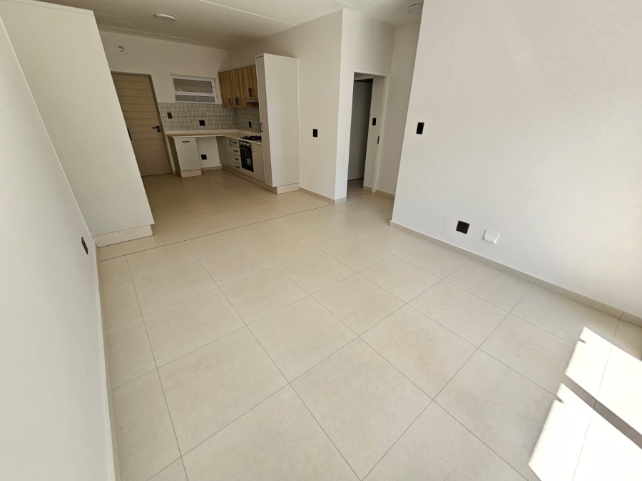 To Let 2 Bedroom Property for Rent in Magaliessig Gauteng