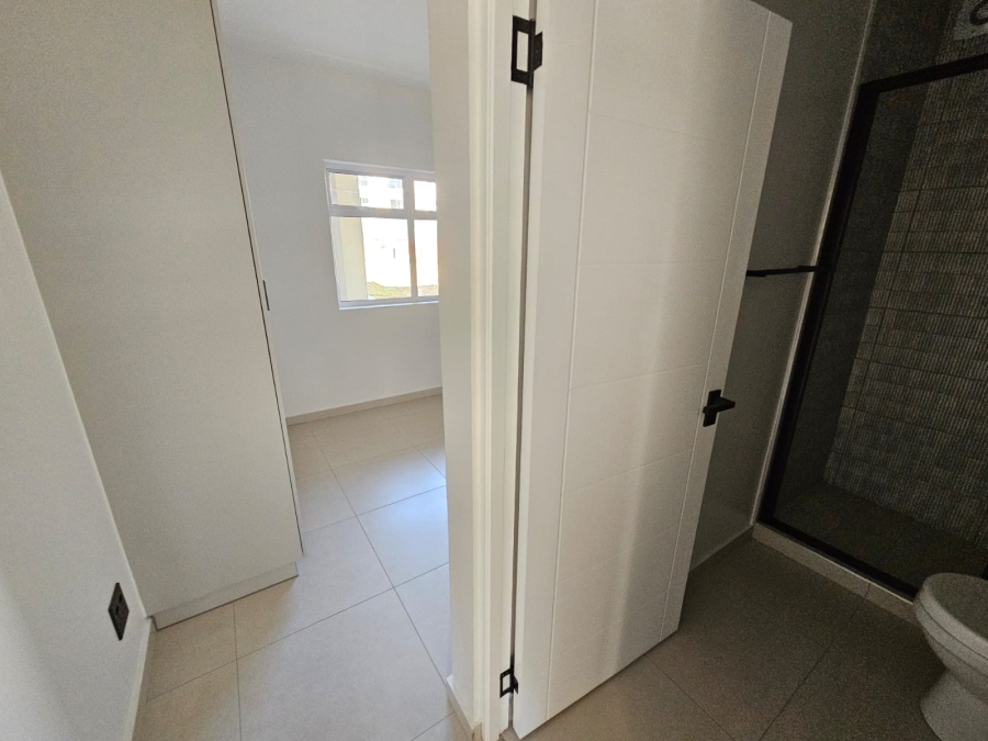 To Let 2 Bedroom Property for Rent in Magaliessig Gauteng