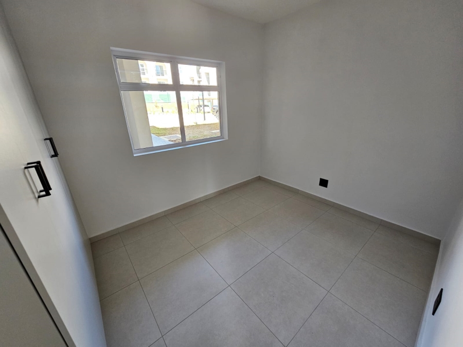 To Let 2 Bedroom Property for Rent in Magaliessig Gauteng