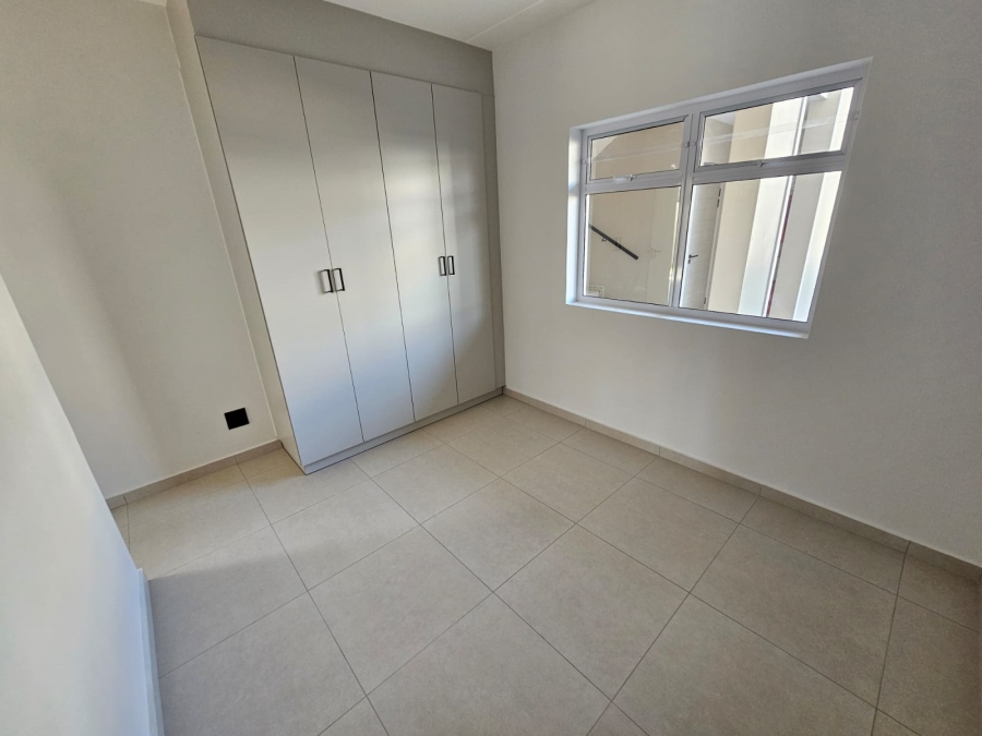 To Let 2 Bedroom Property for Rent in Magaliessig Gauteng