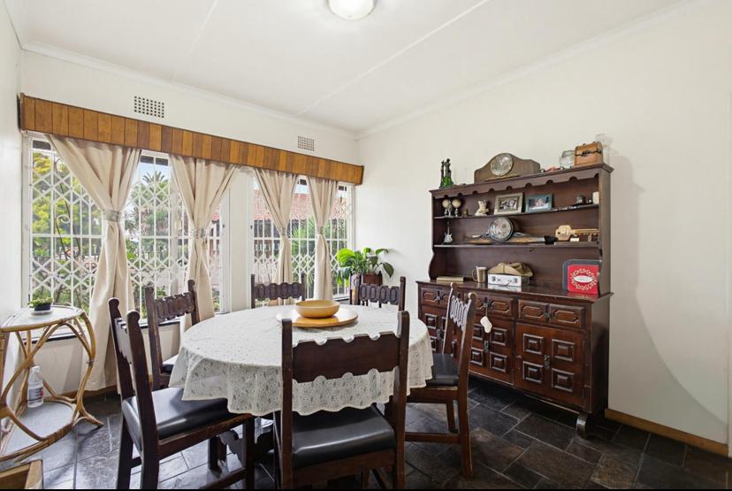 4 Bedroom Property for Sale in Rhodesfield Gauteng