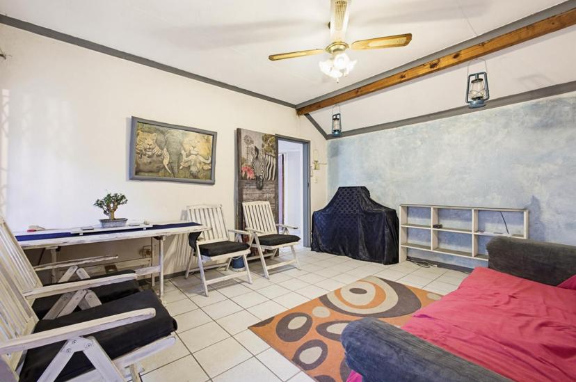 4 Bedroom Property for Sale in Rhodesfield Gauteng