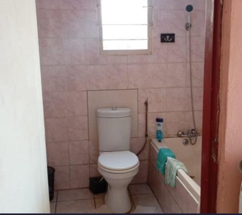 2 Bedroom Property for Sale in Etwatwa Gauteng