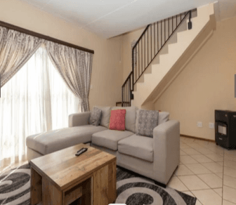 To Let 2 Bedroom Property for Rent in Little Falls Gauteng