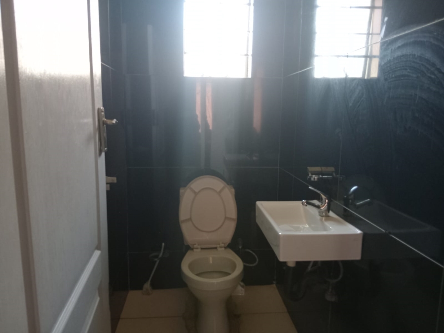 5 Bedroom Property for Sale in Leondale Gauteng
