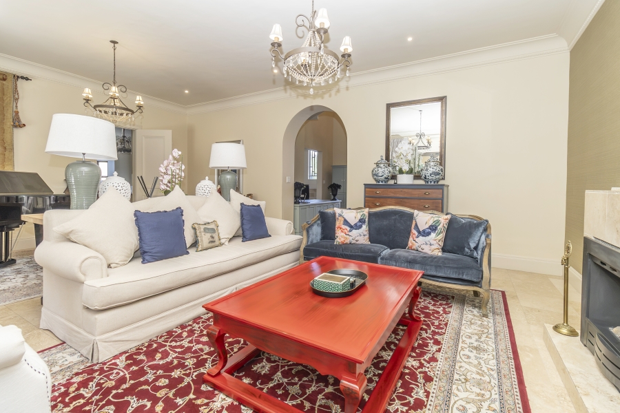 To Let 5 Bedroom Property for Rent in Houghton Estate Gauteng