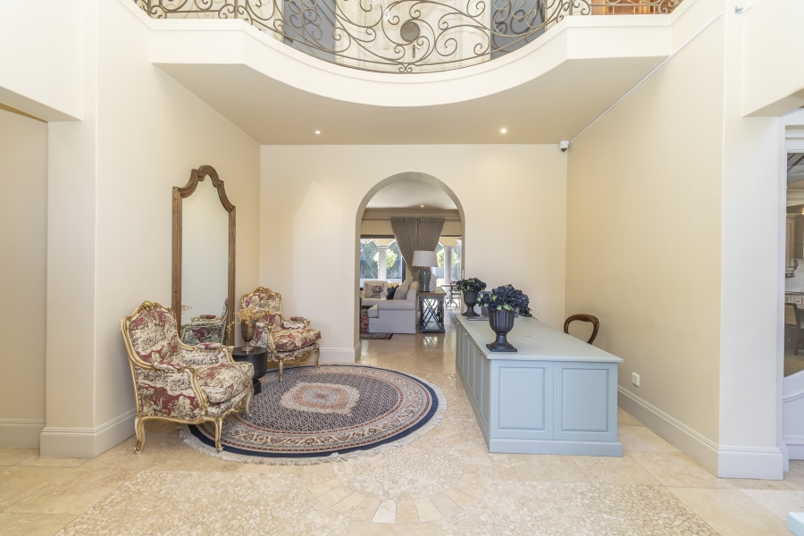 To Let 5 Bedroom Property for Rent in Houghton Estate Gauteng