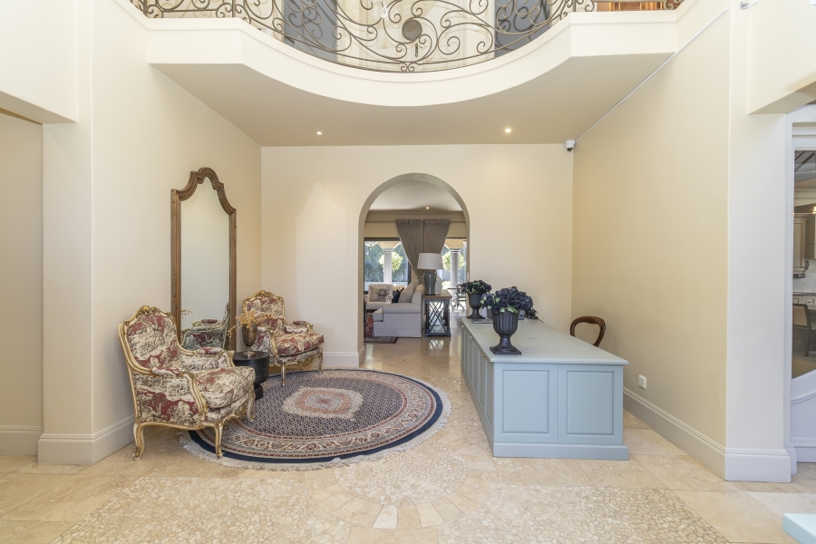 To Let 5 Bedroom Property for Rent in Houghton Estate Gauteng
