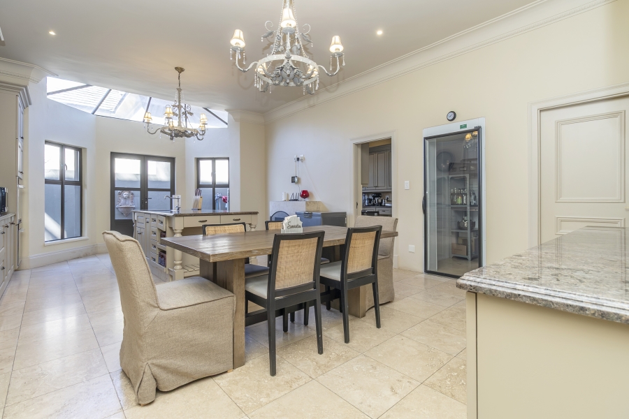 To Let 5 Bedroom Property for Rent in Houghton Estate Gauteng