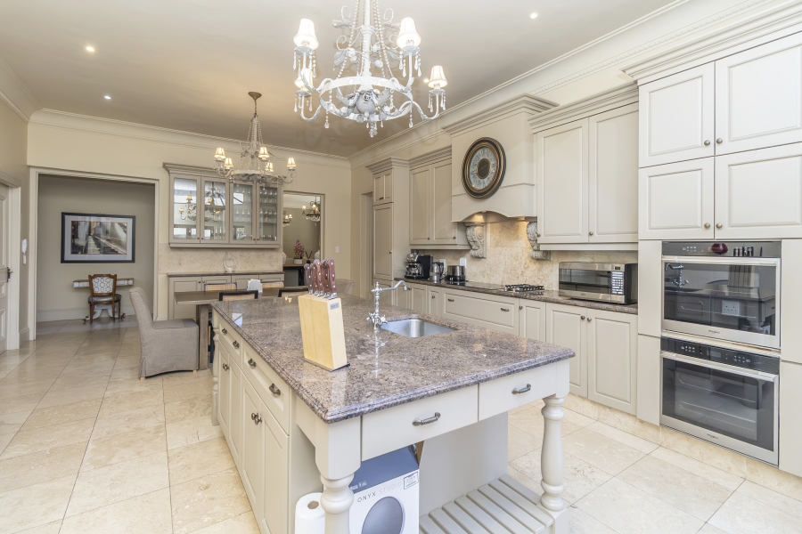 To Let 5 Bedroom Property for Rent in Houghton Estate Gauteng