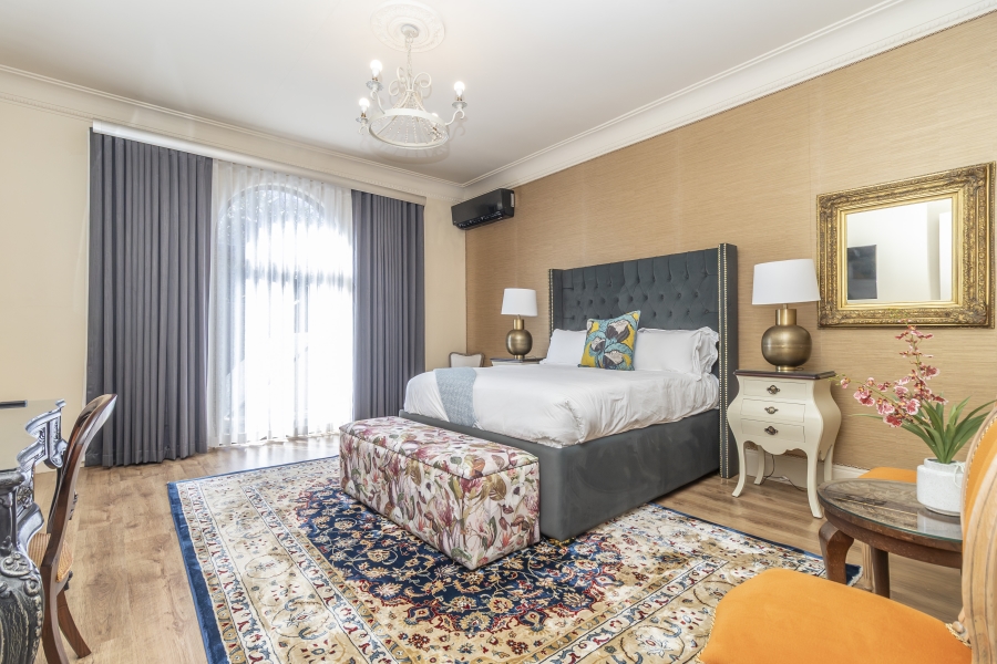 To Let 5 Bedroom Property for Rent in Houghton Estate Gauteng