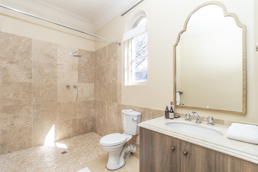 To Let 5 Bedroom Property for Rent in Houghton Estate Gauteng