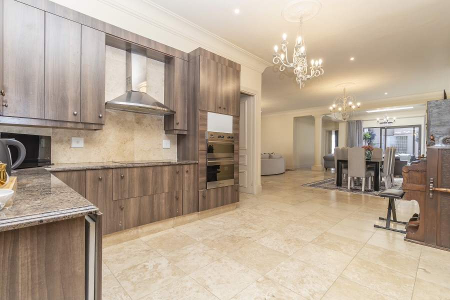 To Let 5 Bedroom Property for Rent in Houghton Estate Gauteng