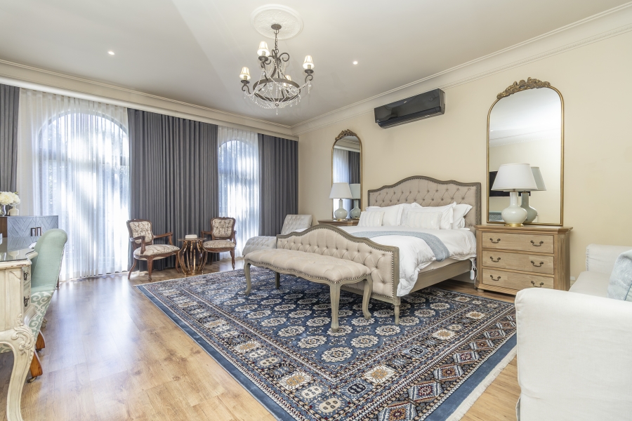 To Let 5 Bedroom Property for Rent in Houghton Estate Gauteng