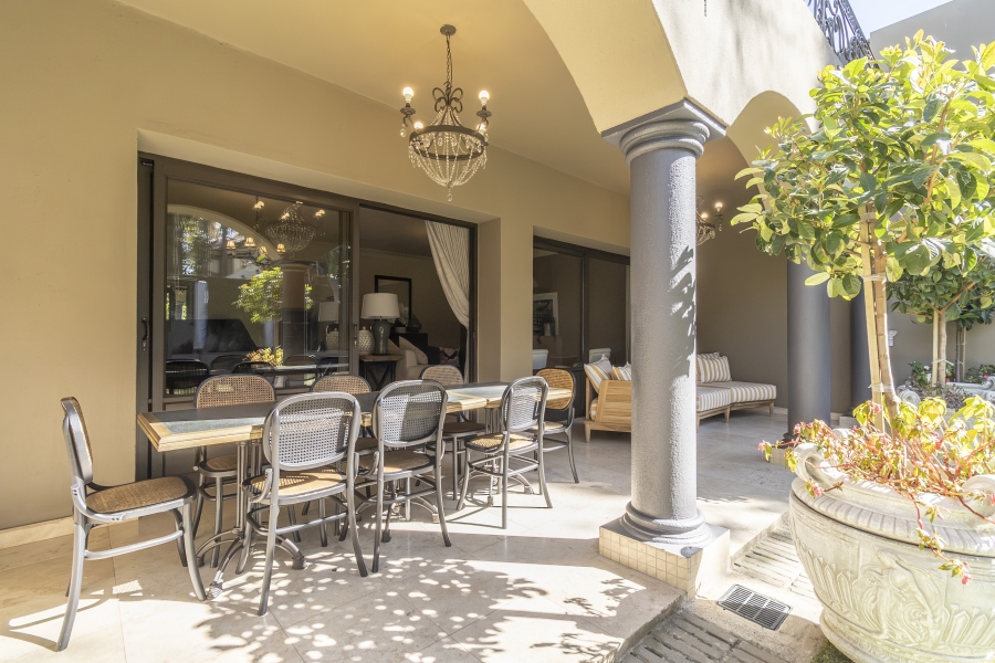 To Let 5 Bedroom Property for Rent in Houghton Estate Gauteng