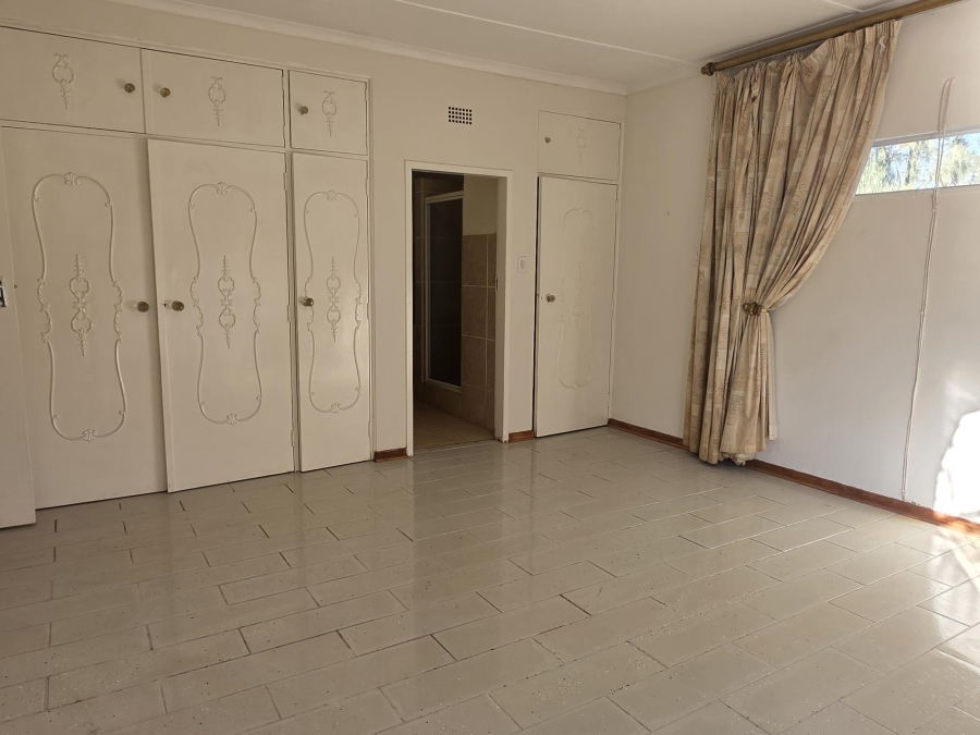 4 Bedroom Property for Sale in Kliprivier Gauteng