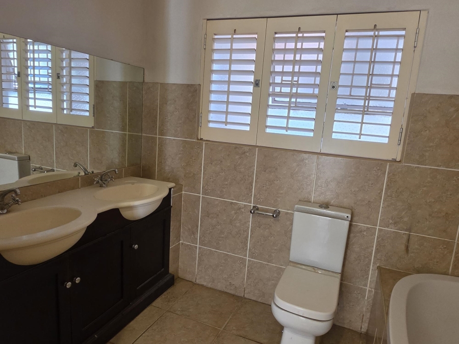 4 Bedroom Property for Sale in Kliprivier Gauteng