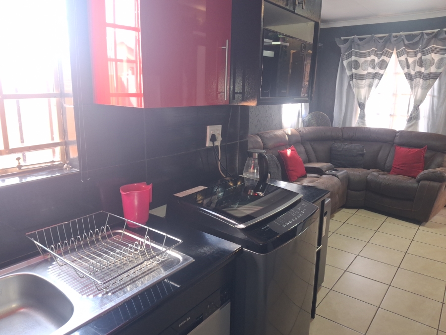 3 Bedroom Property for Sale in Sky City Gauteng