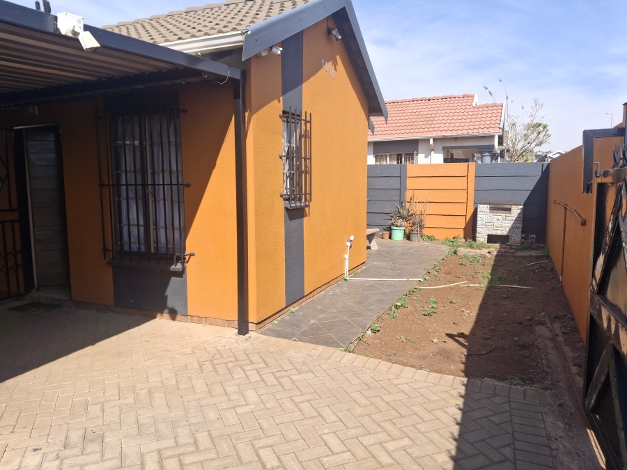 3 Bedroom Property for Sale in Sky City Gauteng