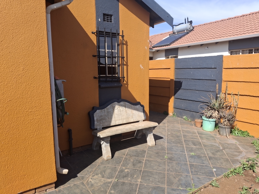 3 Bedroom Property for Sale in Sky City Gauteng