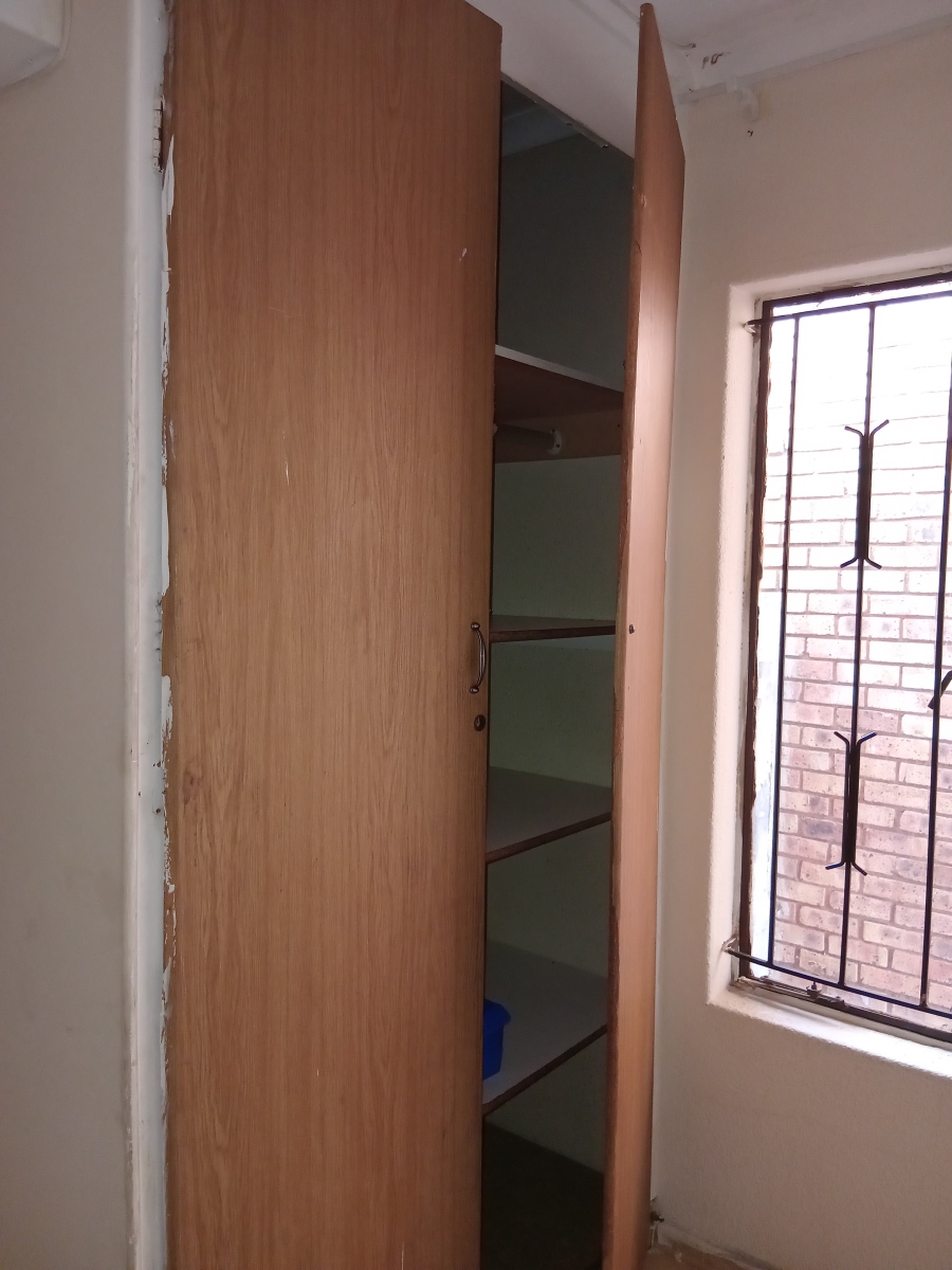 2 Bedroom Property for Sale in Daveyton Gauteng