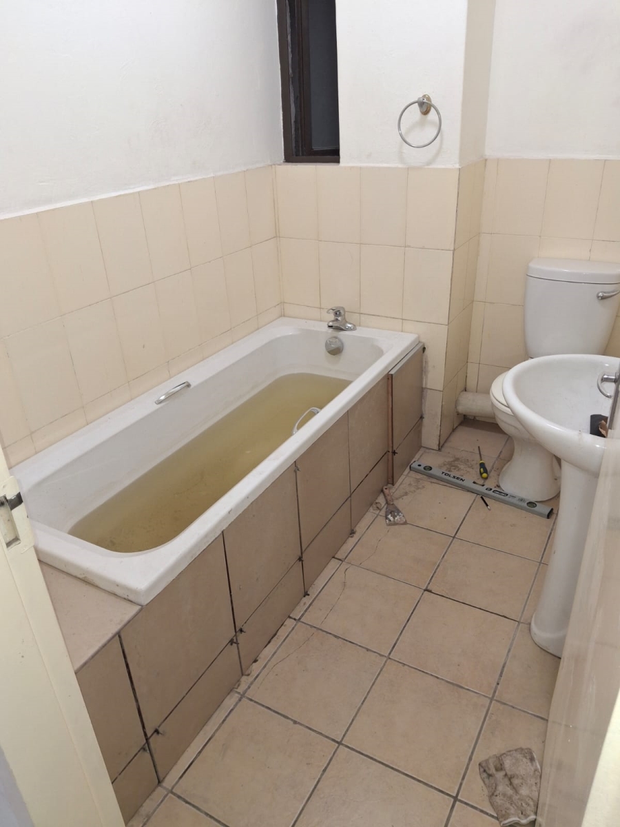 To Let 2 Bedroom Property for Rent in Sunnyrock Gauteng