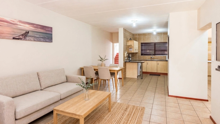 2 Bedroom Property for Sale in Sunninghill Gauteng