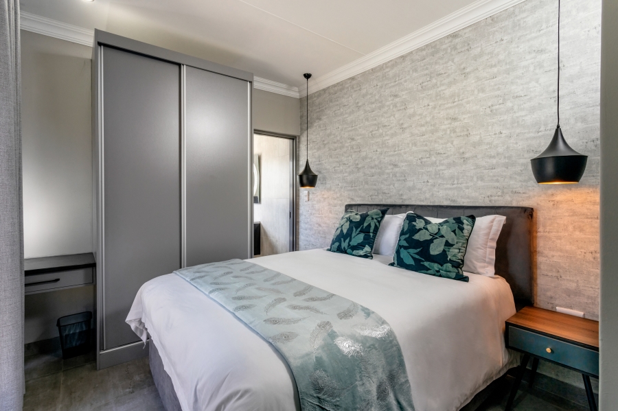 8 Bedroom Property for Sale in Noordwyk Gauteng