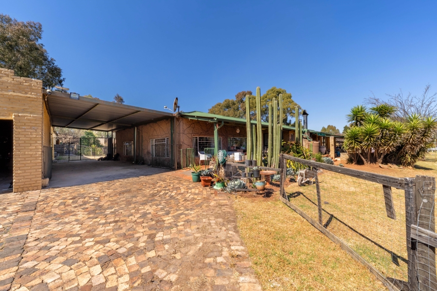 3 Bedroom Property for Sale in Agavia Gauteng
