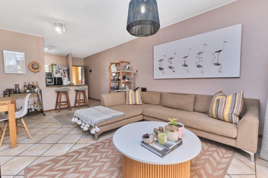 2 Bedroom Property for Sale in Sunninghill Gauteng