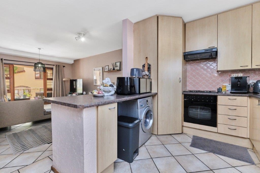 2 Bedroom Property for Sale in Sunninghill Gauteng