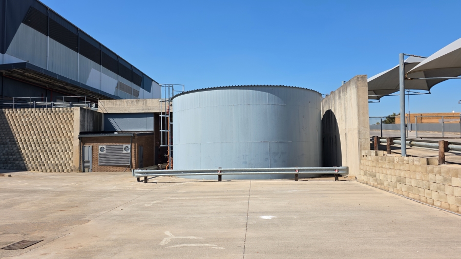 To Let Commercial Property for Rent in Halfway House Gauteng