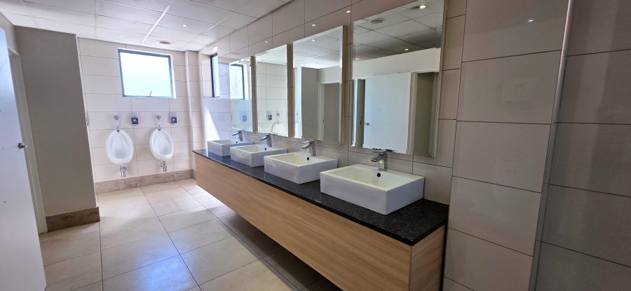 To Let Commercial Property for Rent in Halfway House Gauteng