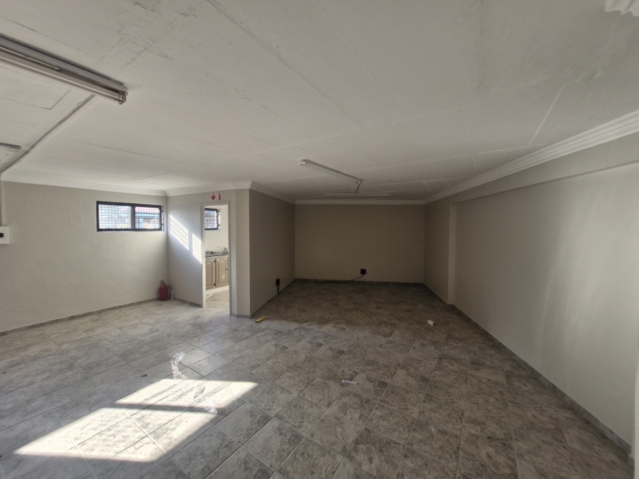 To Let Commercial Property for Rent in Wierda Park Gauteng